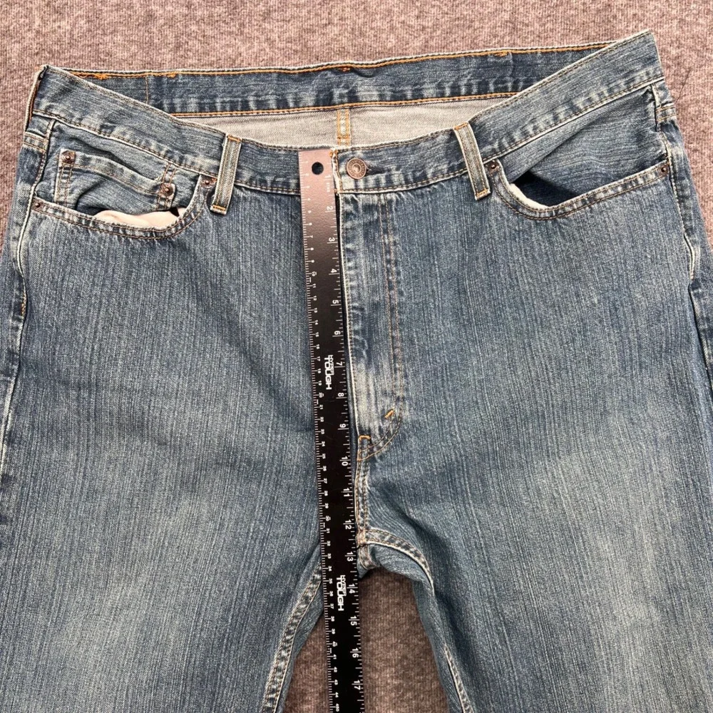 Levis 559 Relaxed Straight Jeans Mens 42x32 Medium‎ Wash Blue Denim 100% Cotton